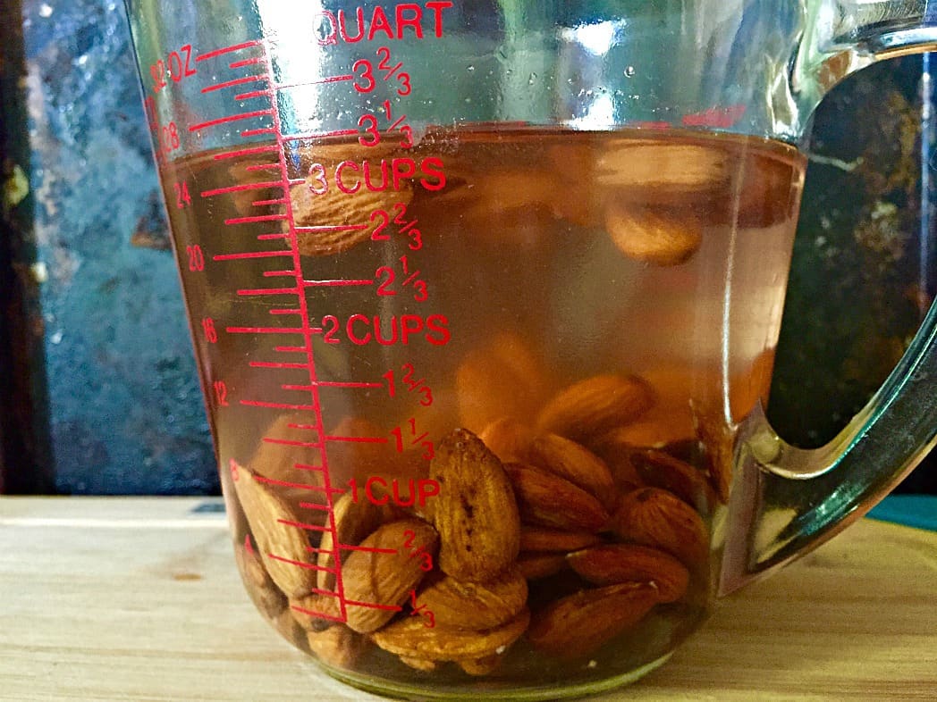 Homemade-Almond-Milk4