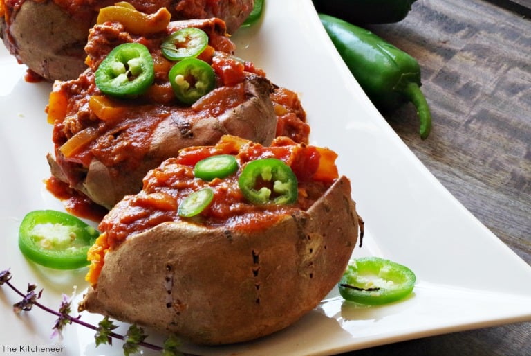 Loaded_Chili_Stuffed_Sweet_Potato