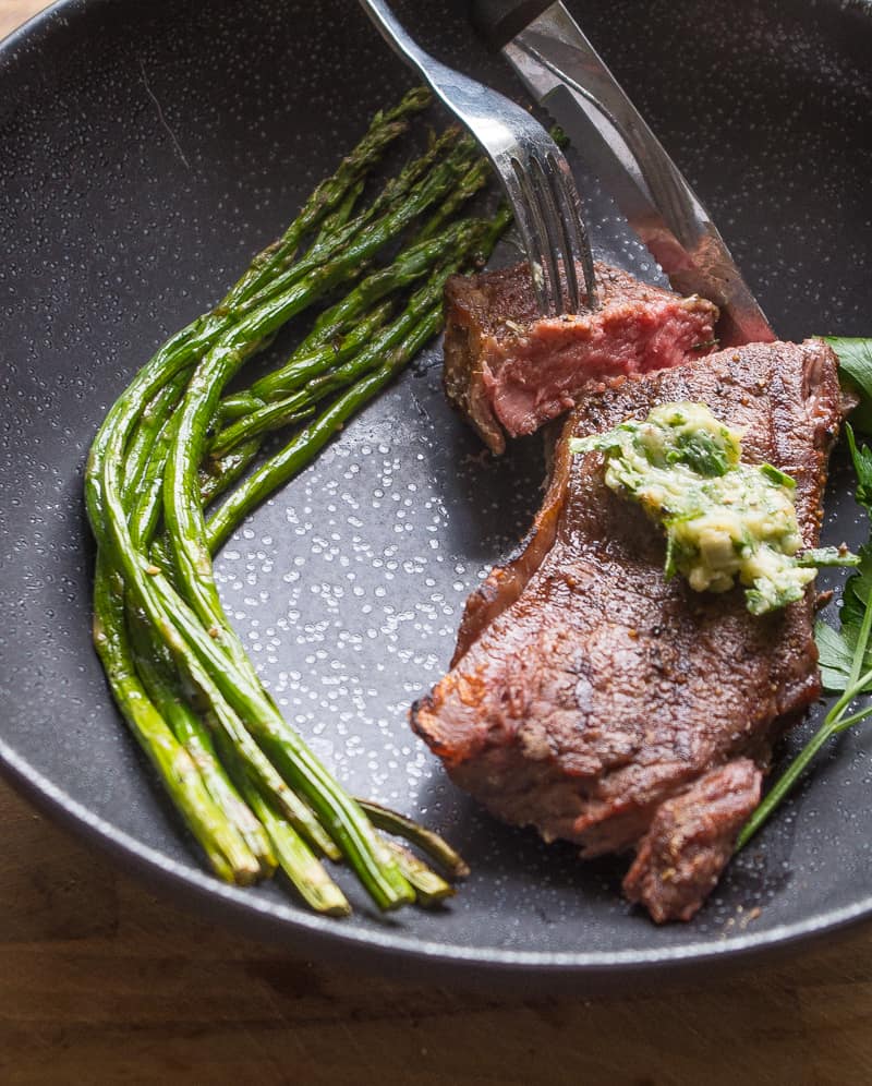 Perfect Grilled Bison Steaks with a Compound Herb Clarified Butter- the best grilled steak recipe topped with melty herb butter will make a great summer weeknight dinner!|thekitcheneer.com