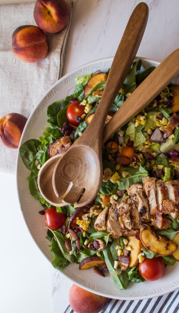 Your Monday just got more delicious with this Grilled Balsamic Chicken and Peach Cobb Salad! Easy summer eats and perfect for the 4th!|thekitcheneer.com