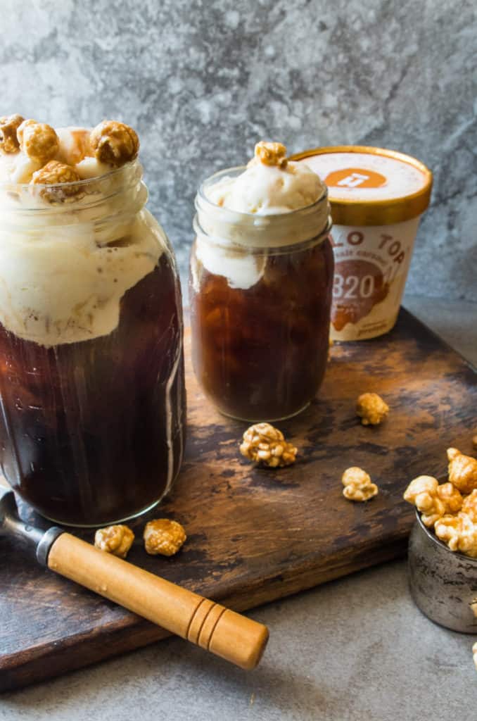 Caramel Macchiato Coffee Floats- the perfect iced coffee float with a scoop of Halo Top ice cream. Perfect healthy treat for summer!|thekitcheneer.com