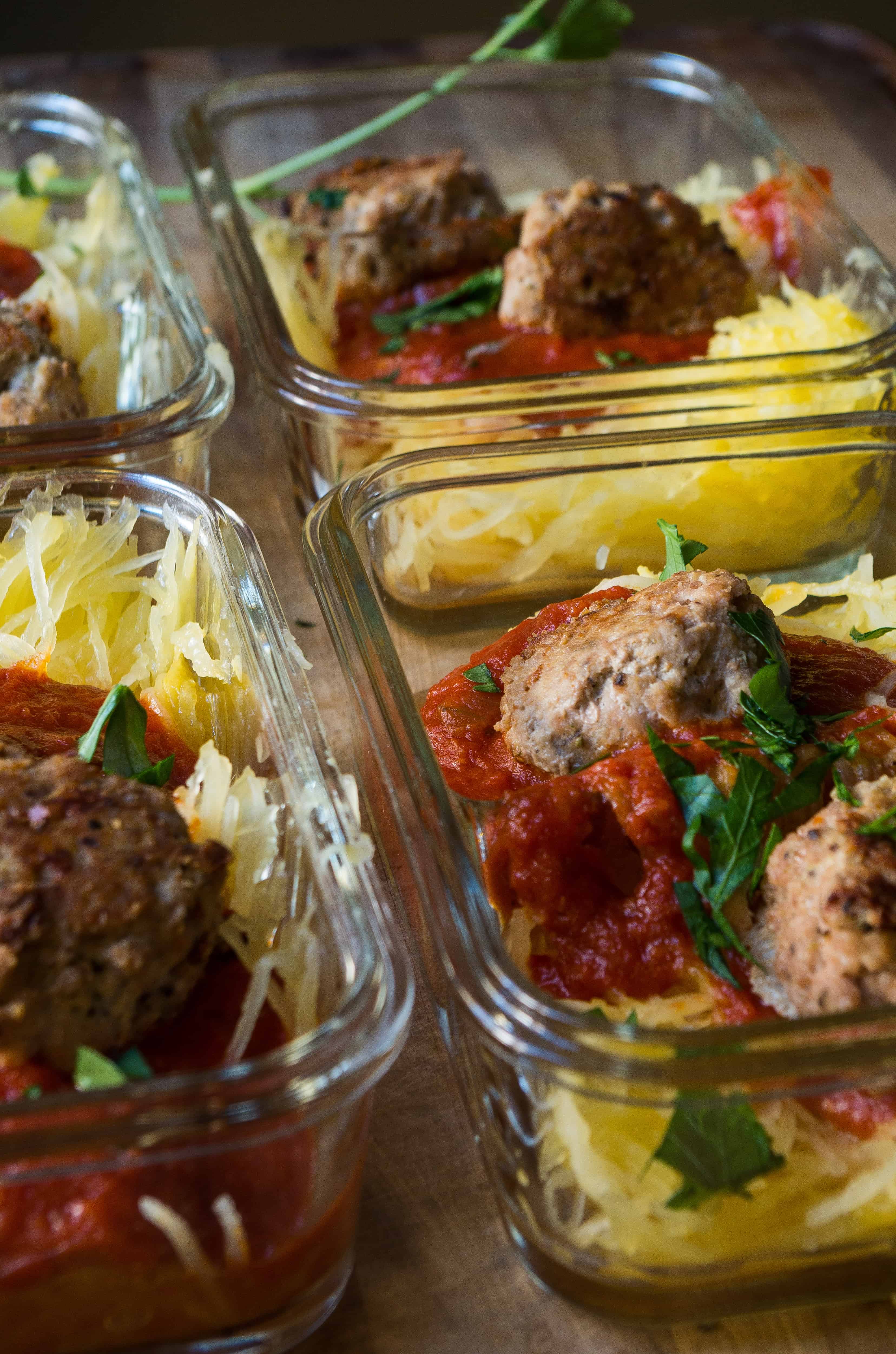 Whole30 Spaghetti Squash and Turkey Meatballs Meal Prep |thekitcheneer.com