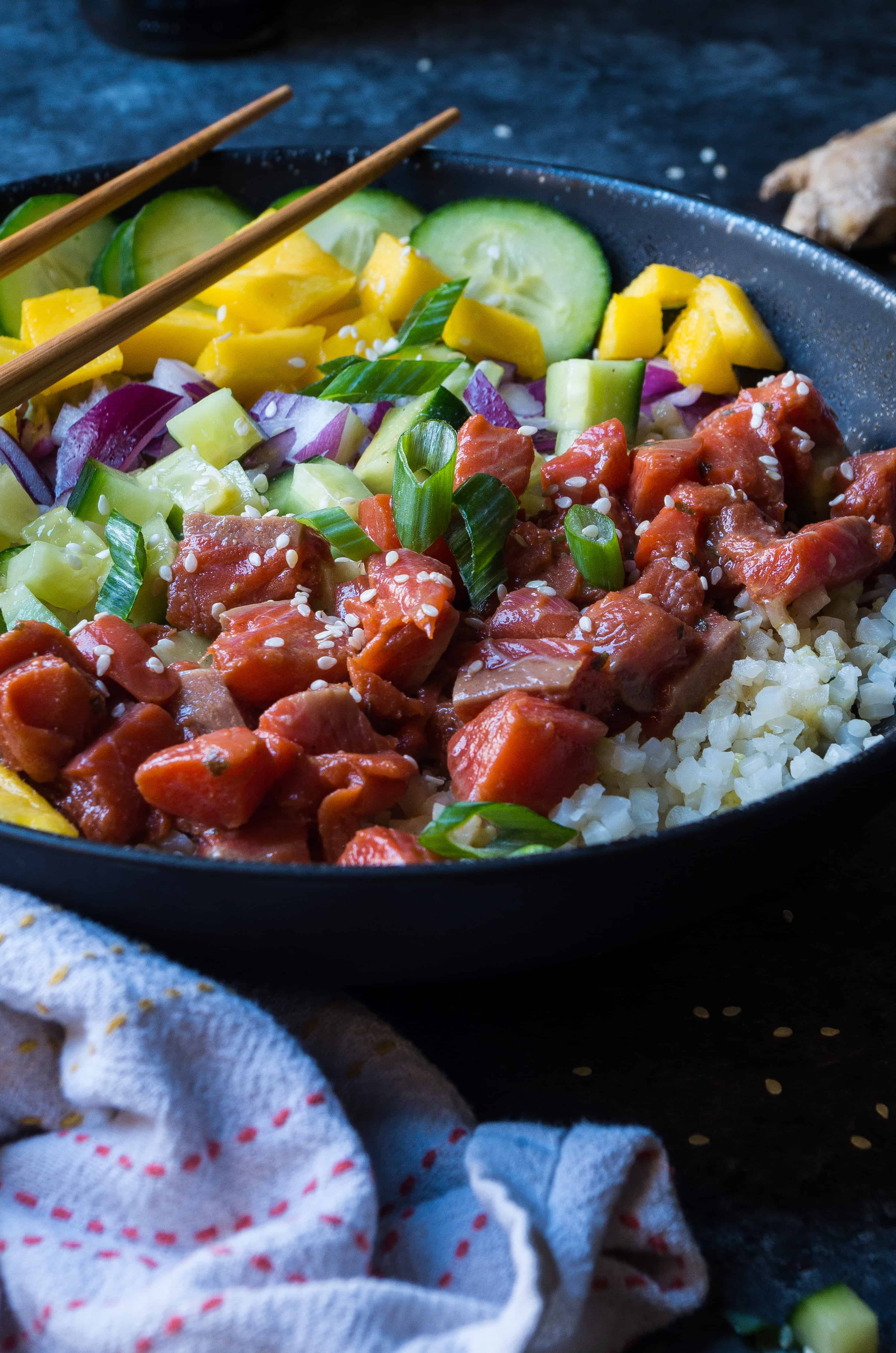 Whole30 Poke Bowl|thekitcheneer.com