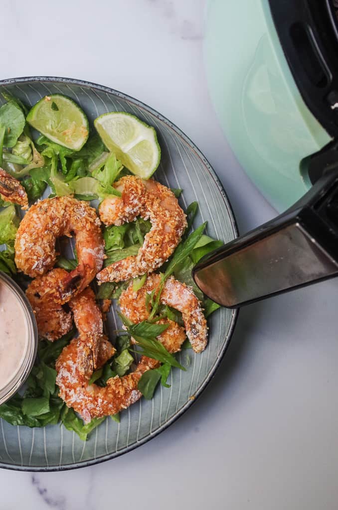 Whole30 Air Fryer Coconut Shrimp|the kitcheneer.com