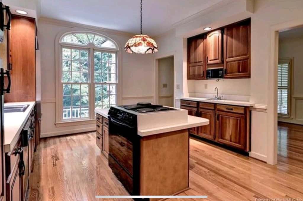 Kitchen Remodel Before Picture